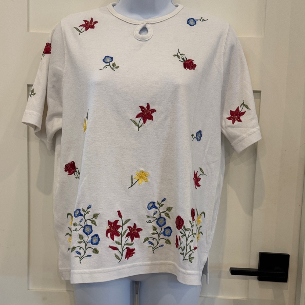 Vintage Floral Embroidered White T-Shirt
